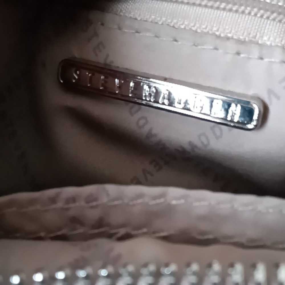 Purse - Picture 2 of 4